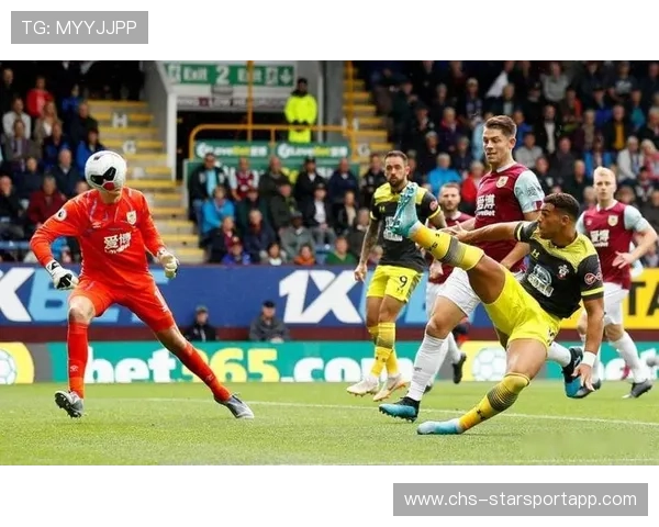 阿贾克斯继续领跑荷甲，目标锁定冠军之路，荷甲阿贾克斯今天比赛结果